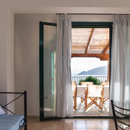 Flisvos Apartman Marathiász