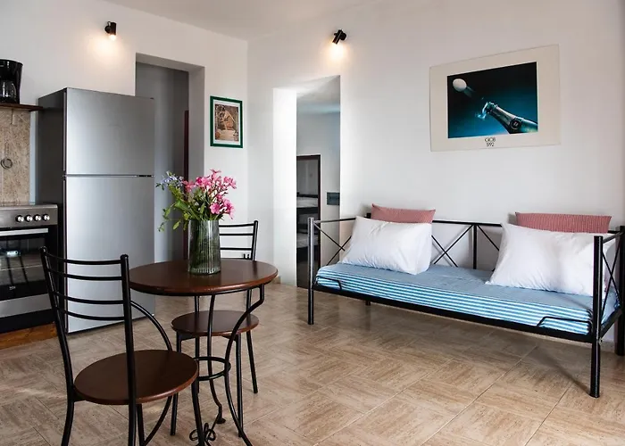 Flisvos Apartamento *